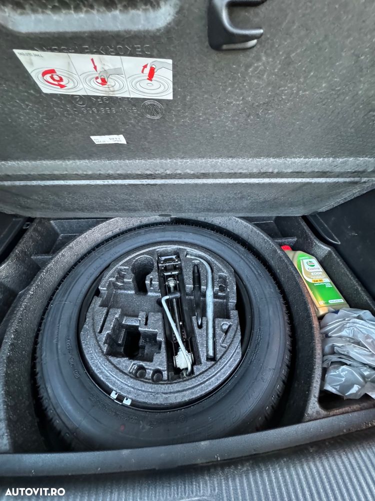 Volkswagen Golf Plus - 9