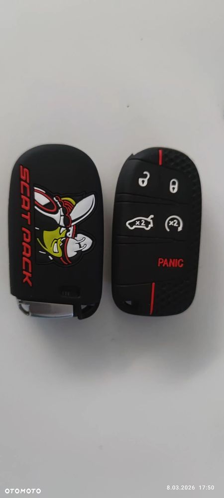 Dodge Challenger 6.4 Scat Pack - 4