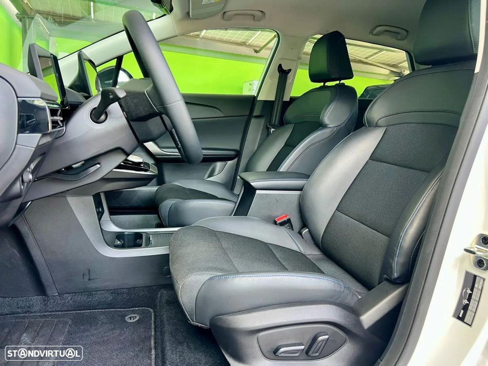 MG MG4 64 kWh Luxury - 8