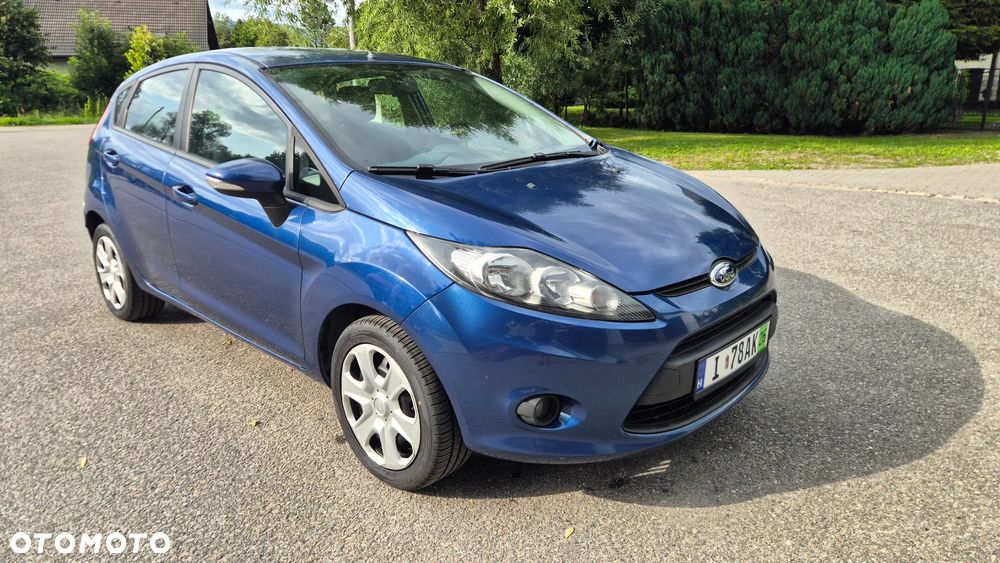 Ford Fiesta 1.25 Ambiente - 2
