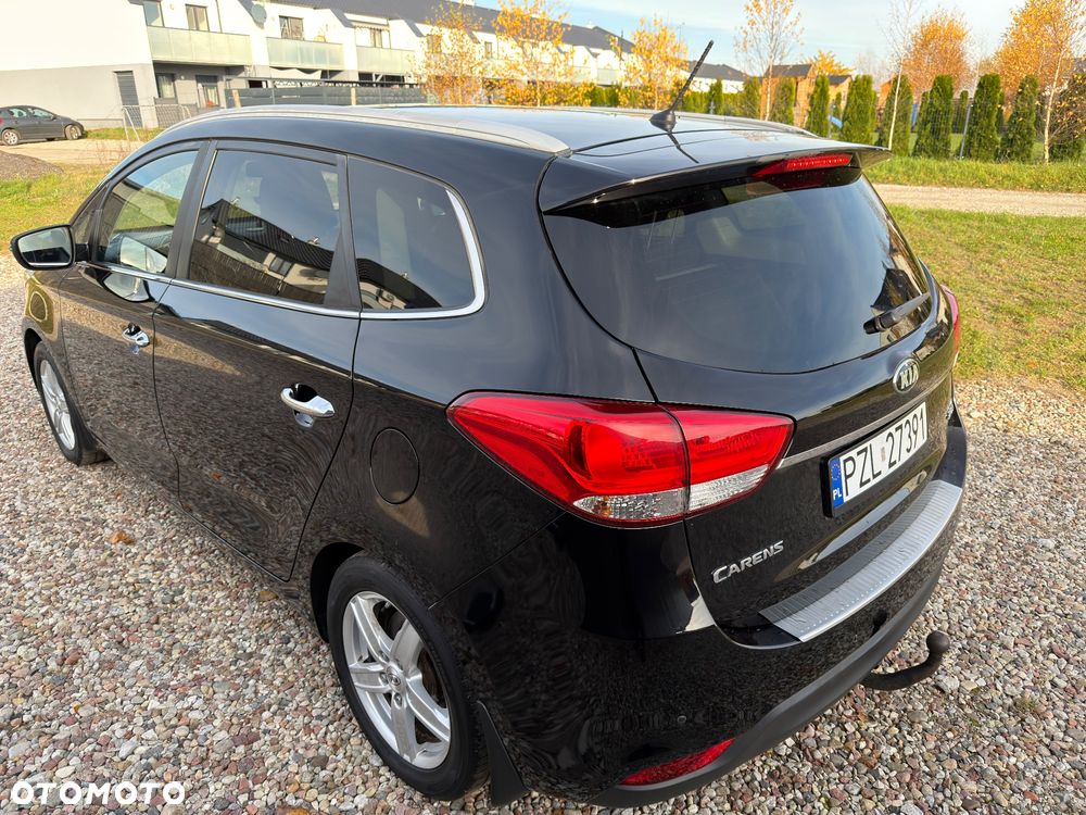 Kia Carens 1.7 CRDi L - 7