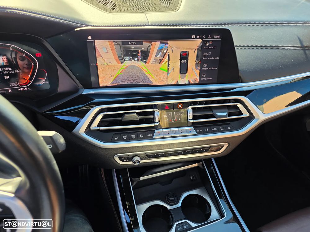 BMW X7 30 d xDrive Pack M - 23