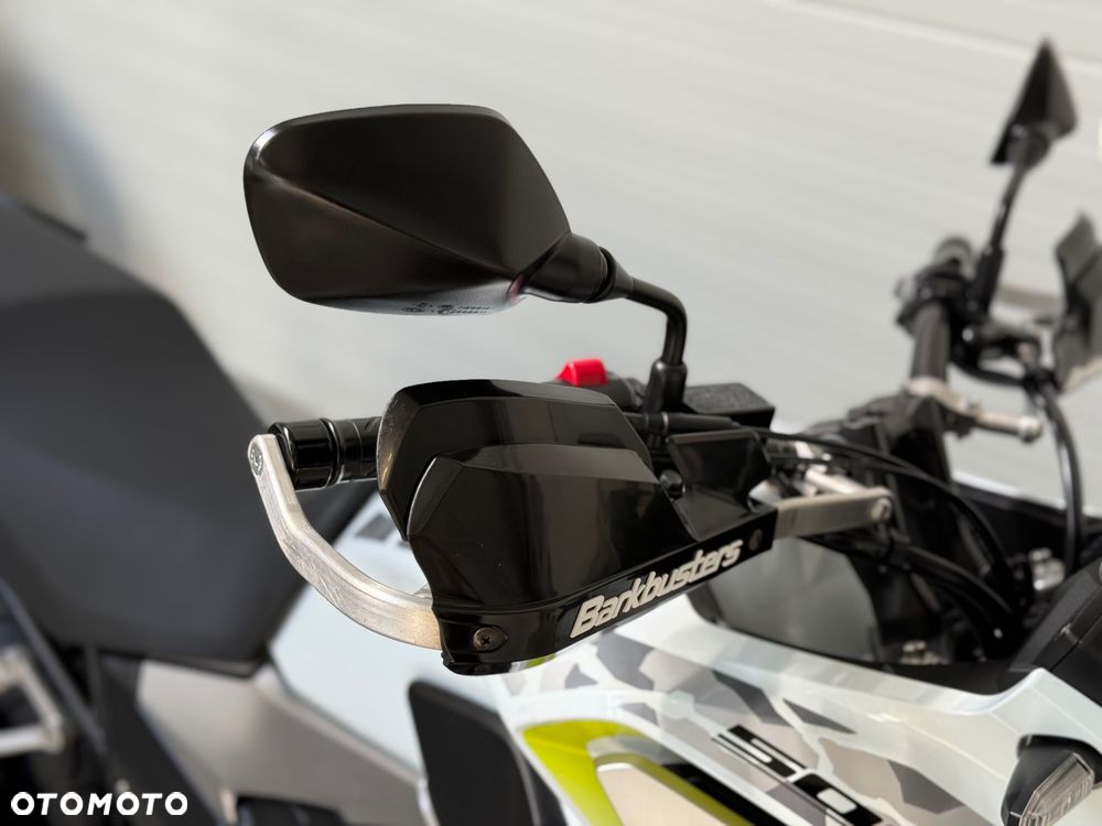 Honda CB - 12