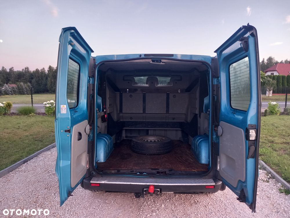 Renault Trafic - 13