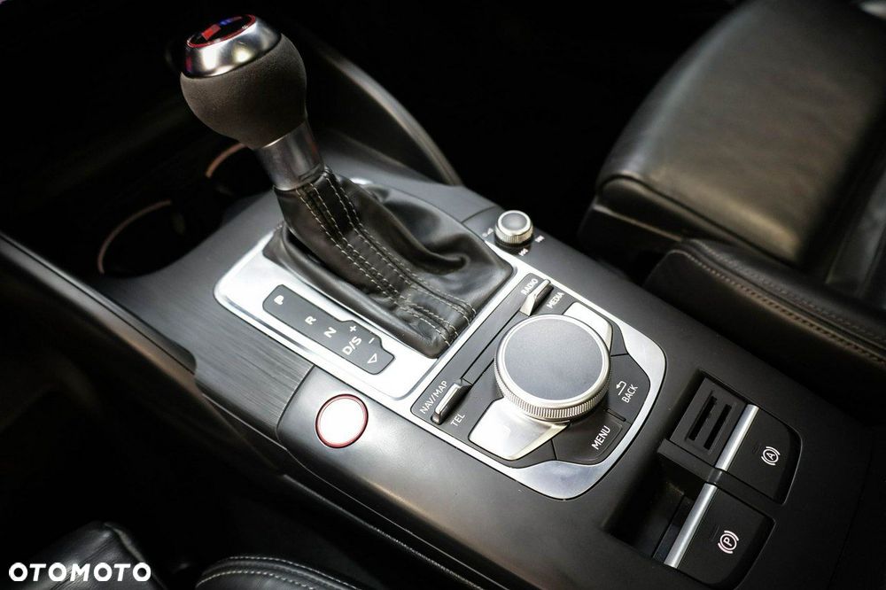 Audi RS3 Limousine - 27