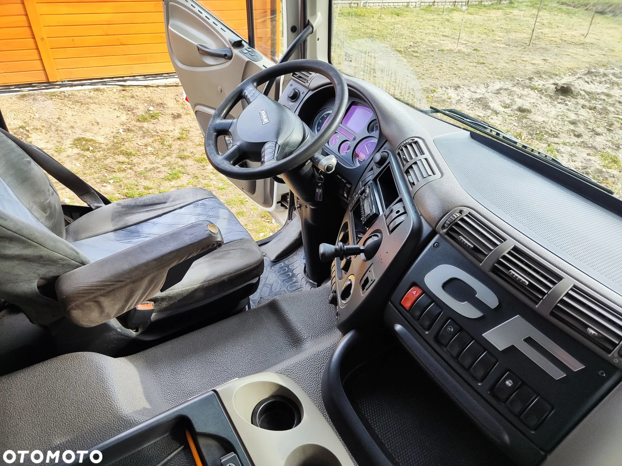 DAF CF 360 - 9