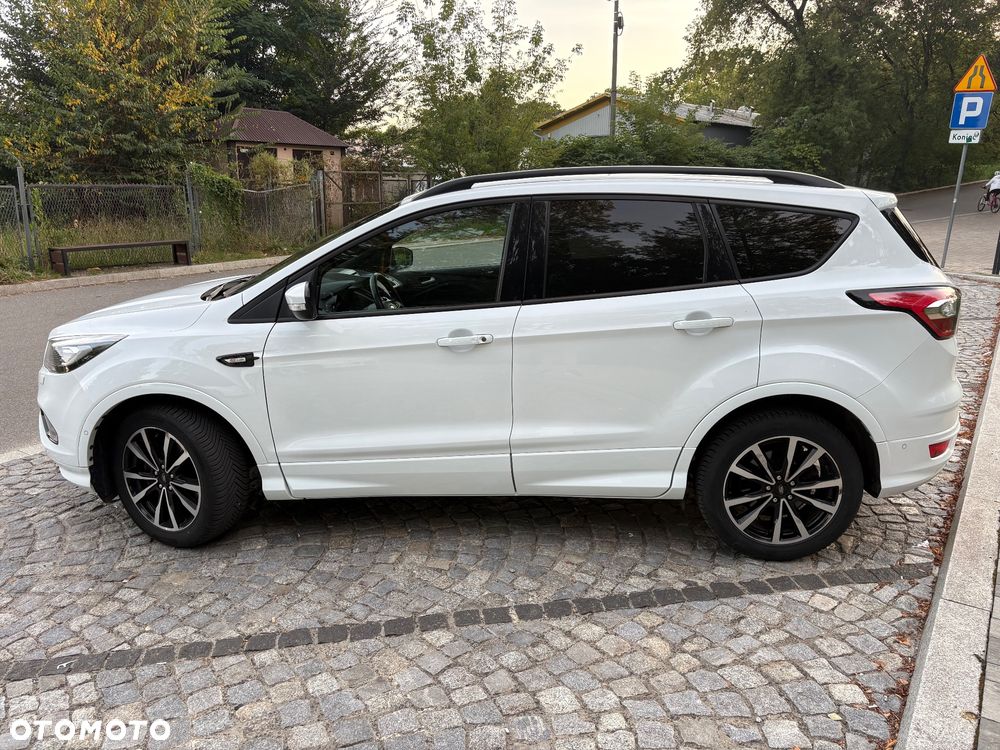 Ford Kuga 2.0 TDCi FWD ST-Line - 9