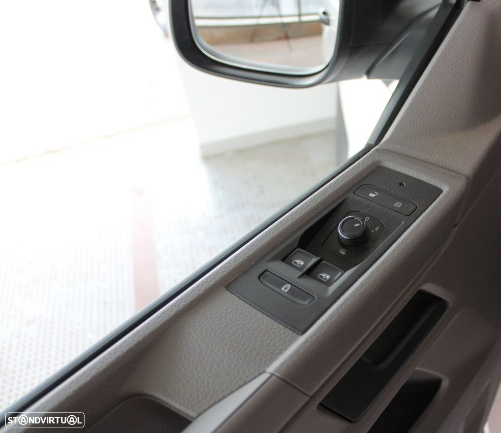 VW Transporter 2.0 TDi Business - 11