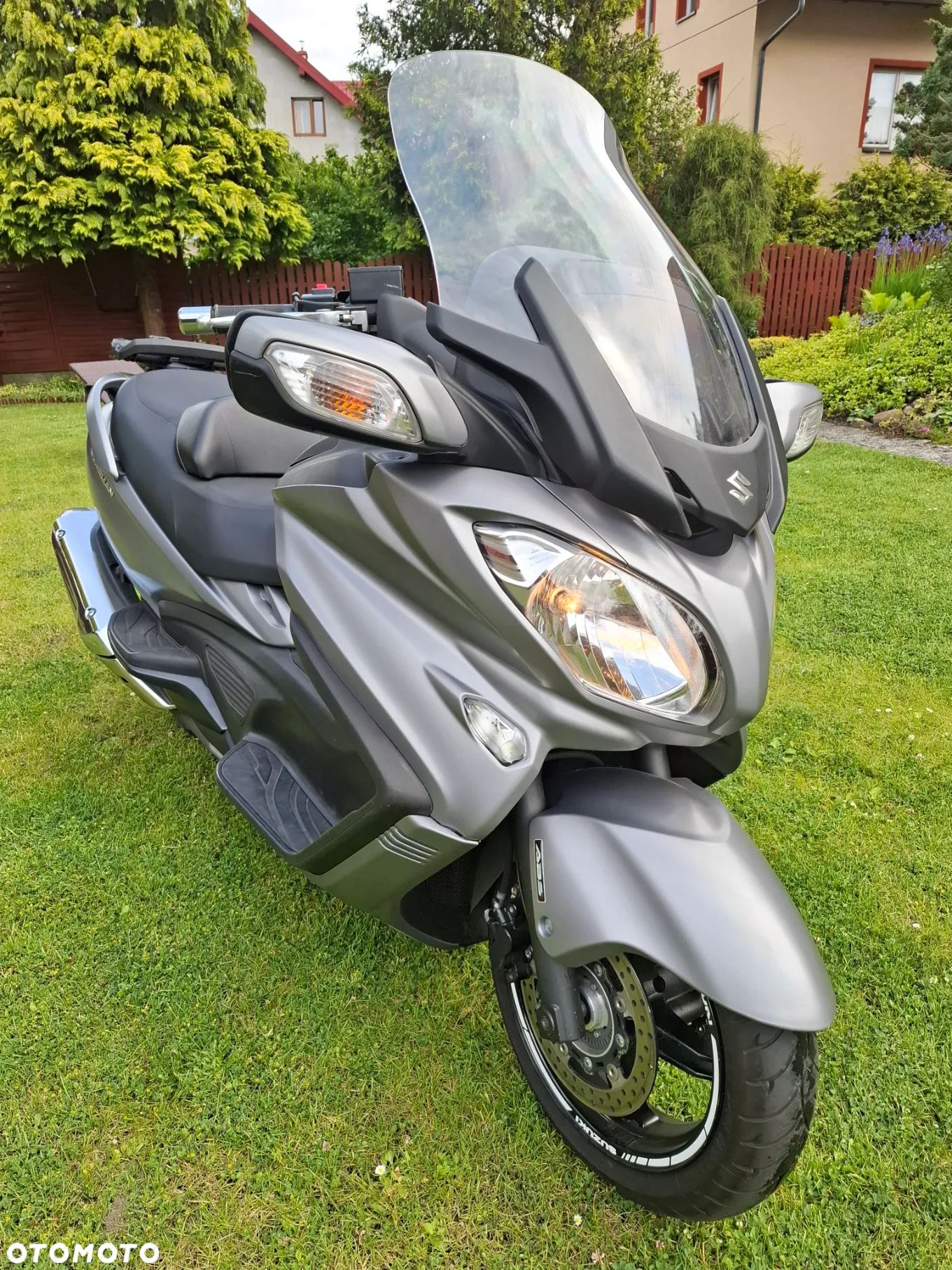 Suzuki Burgman - 1