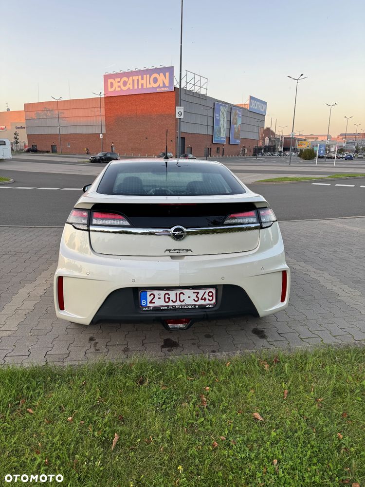 Opel Ampera Standard - 10