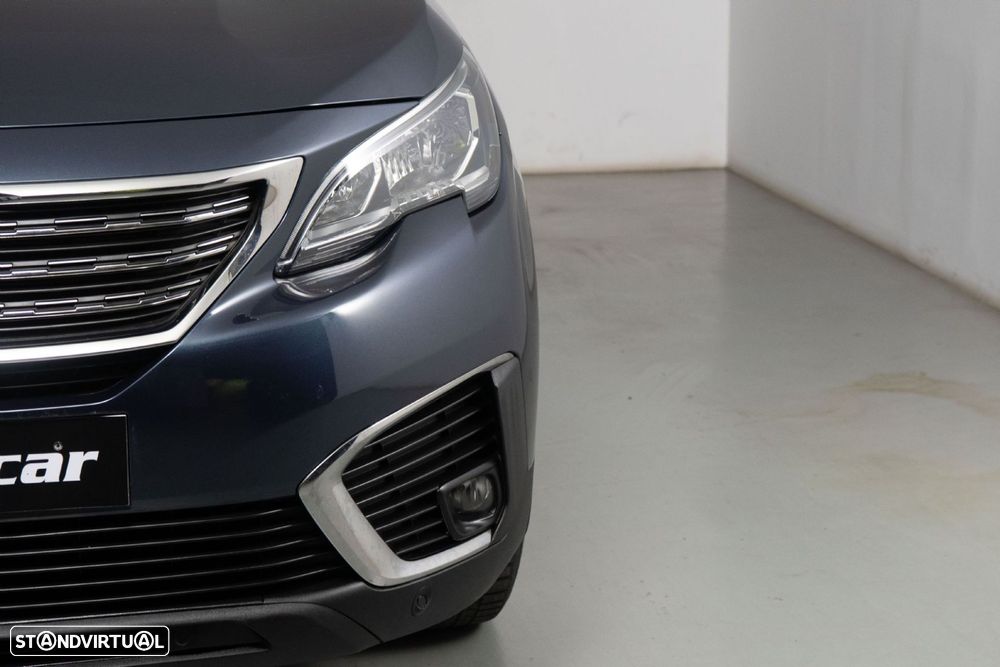 Peugeot 5008 1.2 PureTech Allure EAT8 - 18