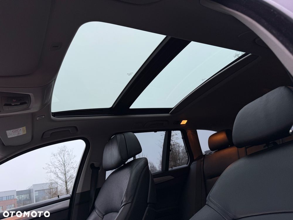 BMW Seria 5 525d Luxury Line - 18