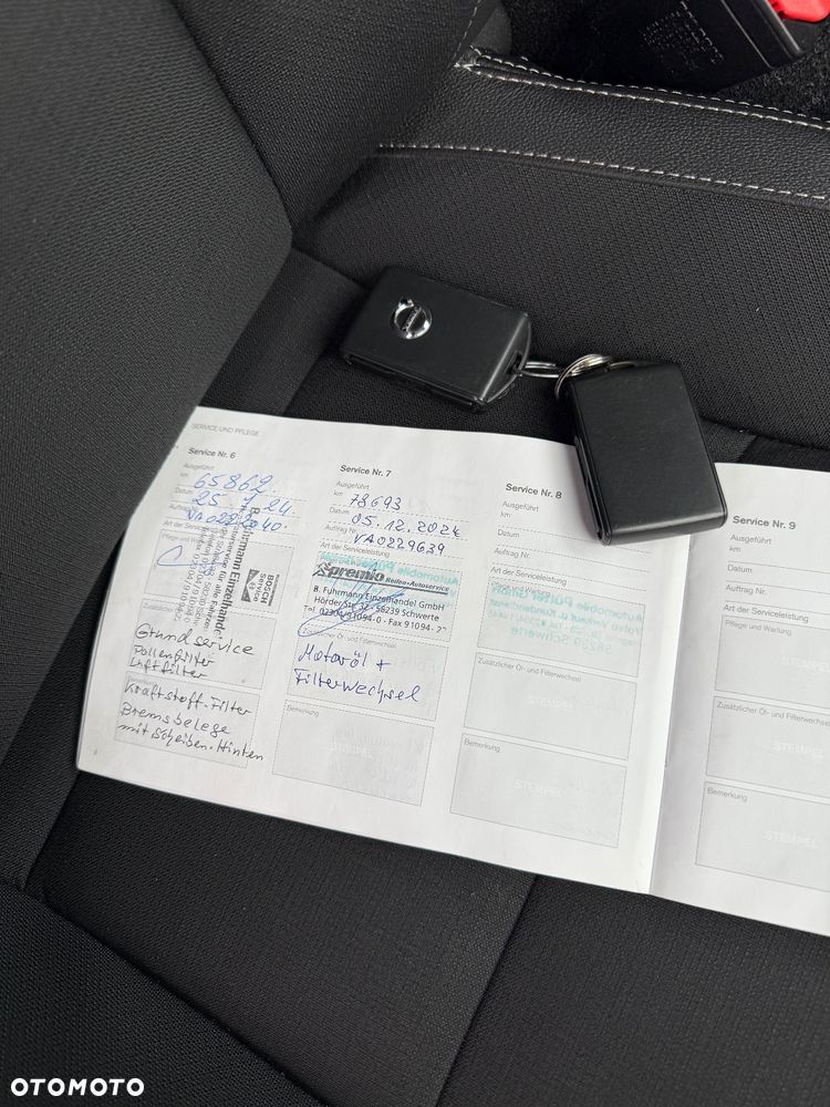 Volvo XC 40 D3 AWD Momentum Pro - 28