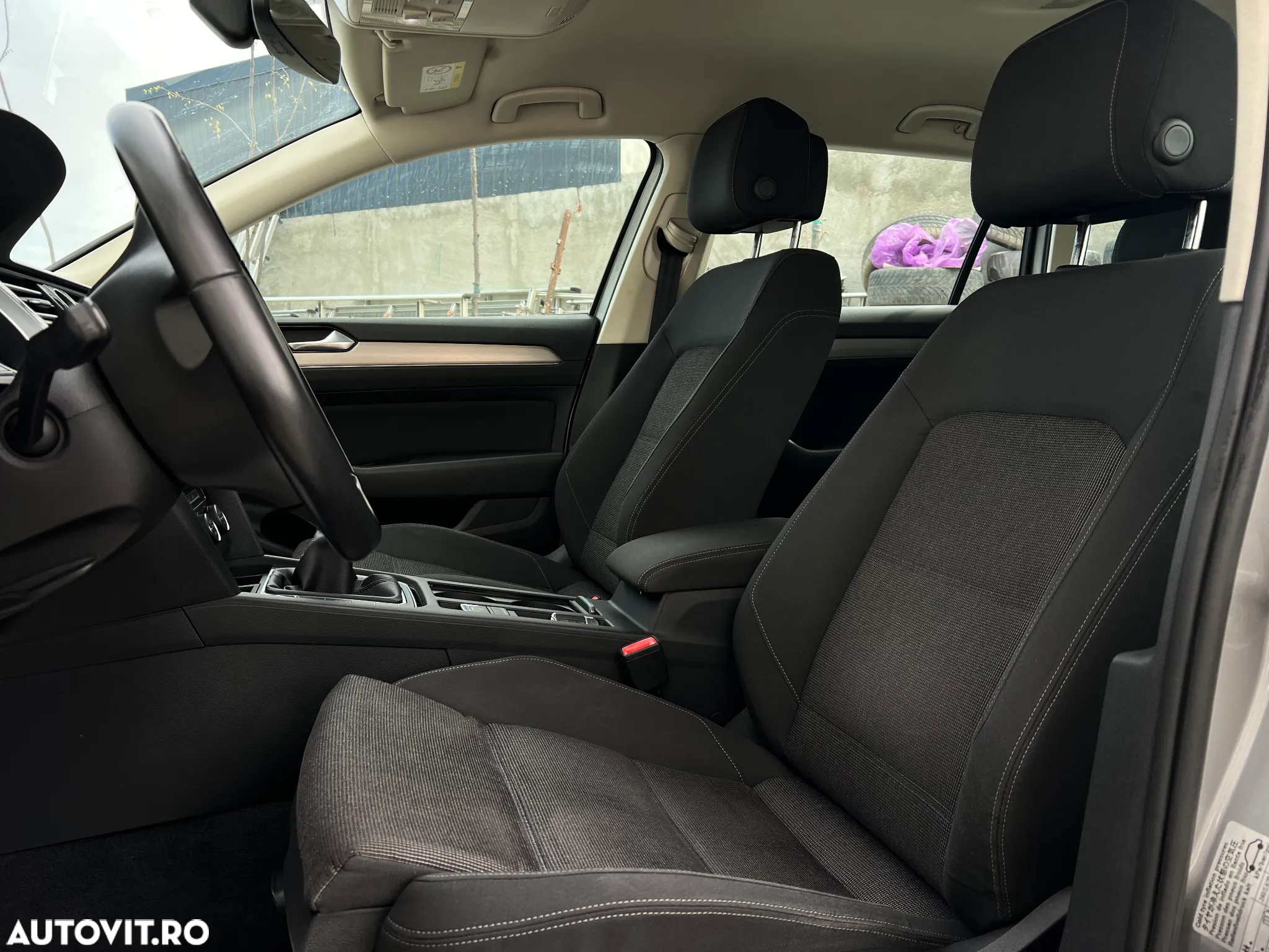 Volkswagen Passat - 5