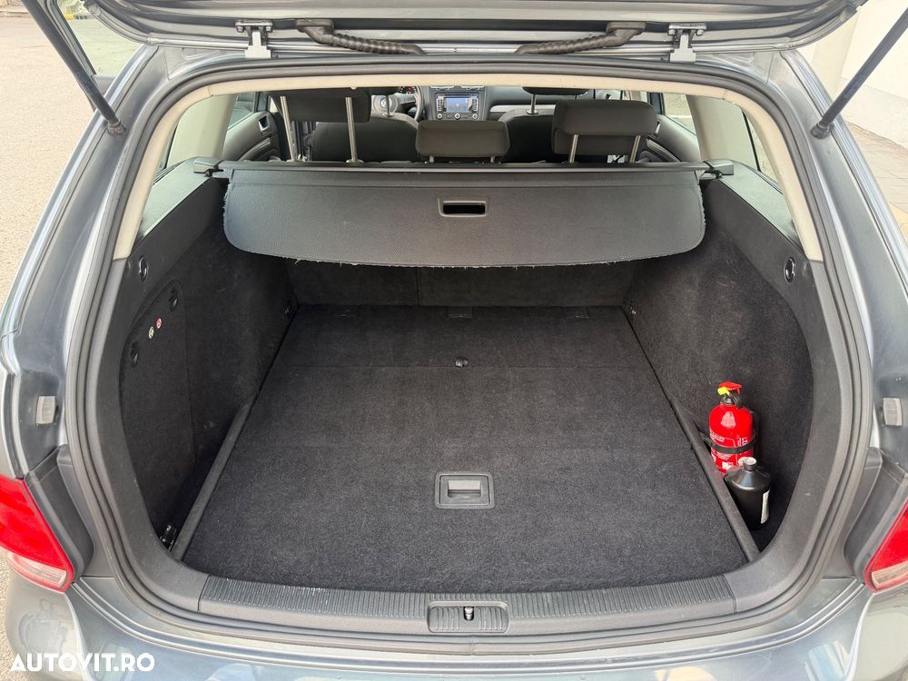 VOLKSWAGEN Golf 2011 — imagine 22
