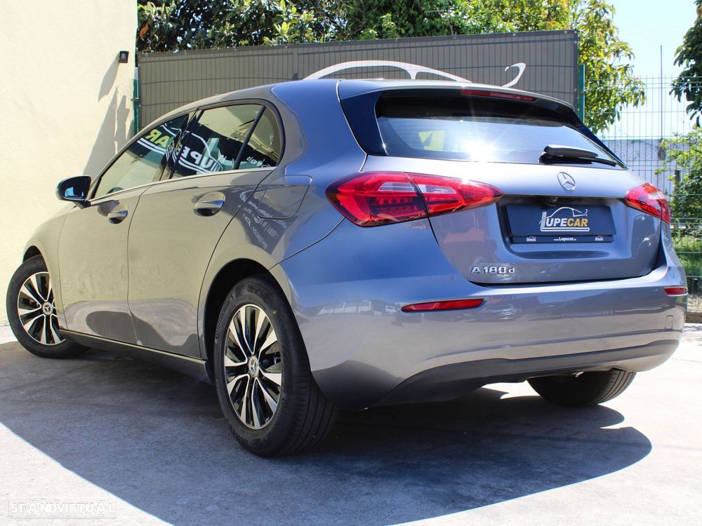 Mercedes-Benz A 180 d Style - 17