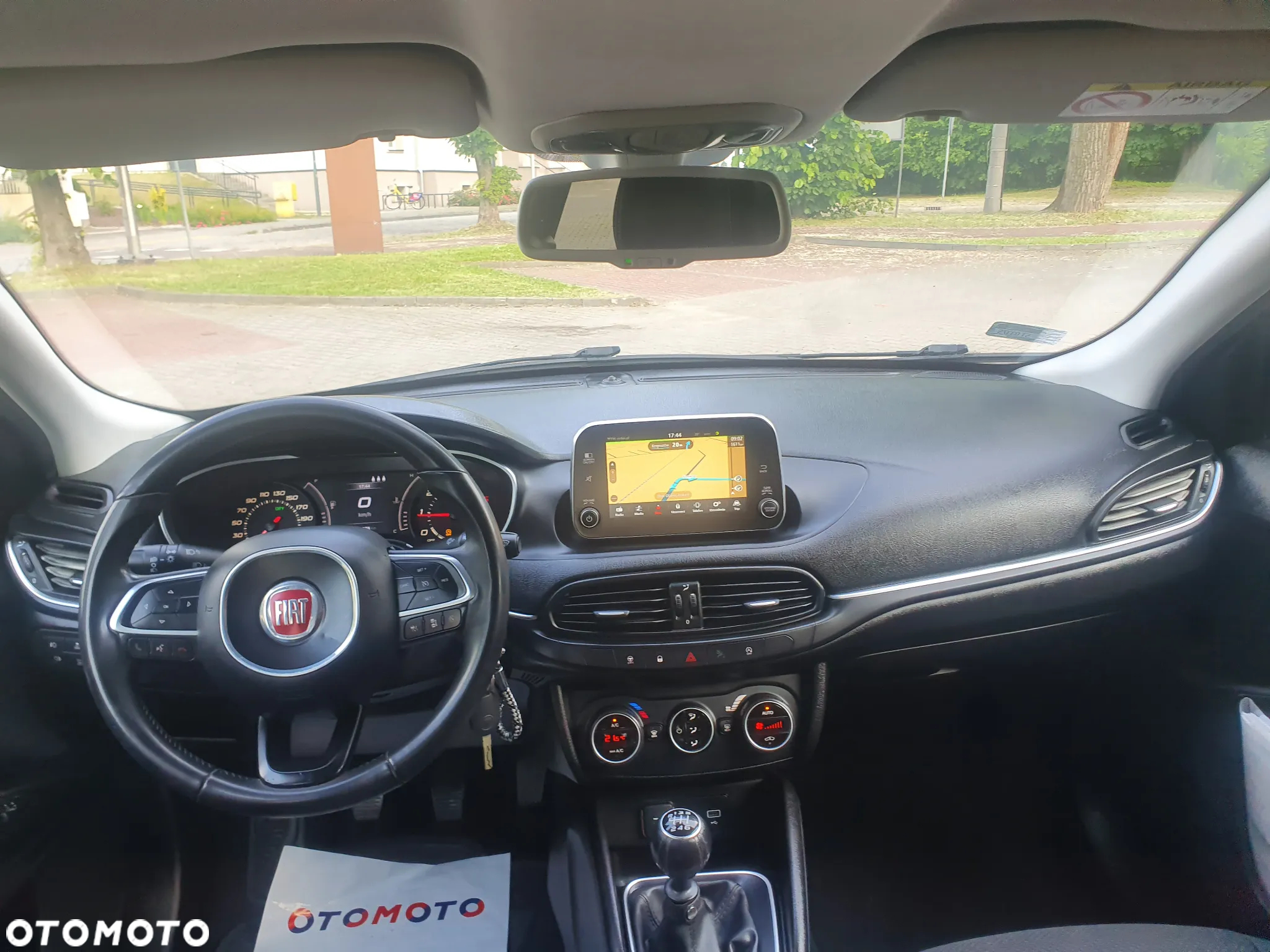 Fiat Tipo 1.6 MultiJet 16v Lounge - 9