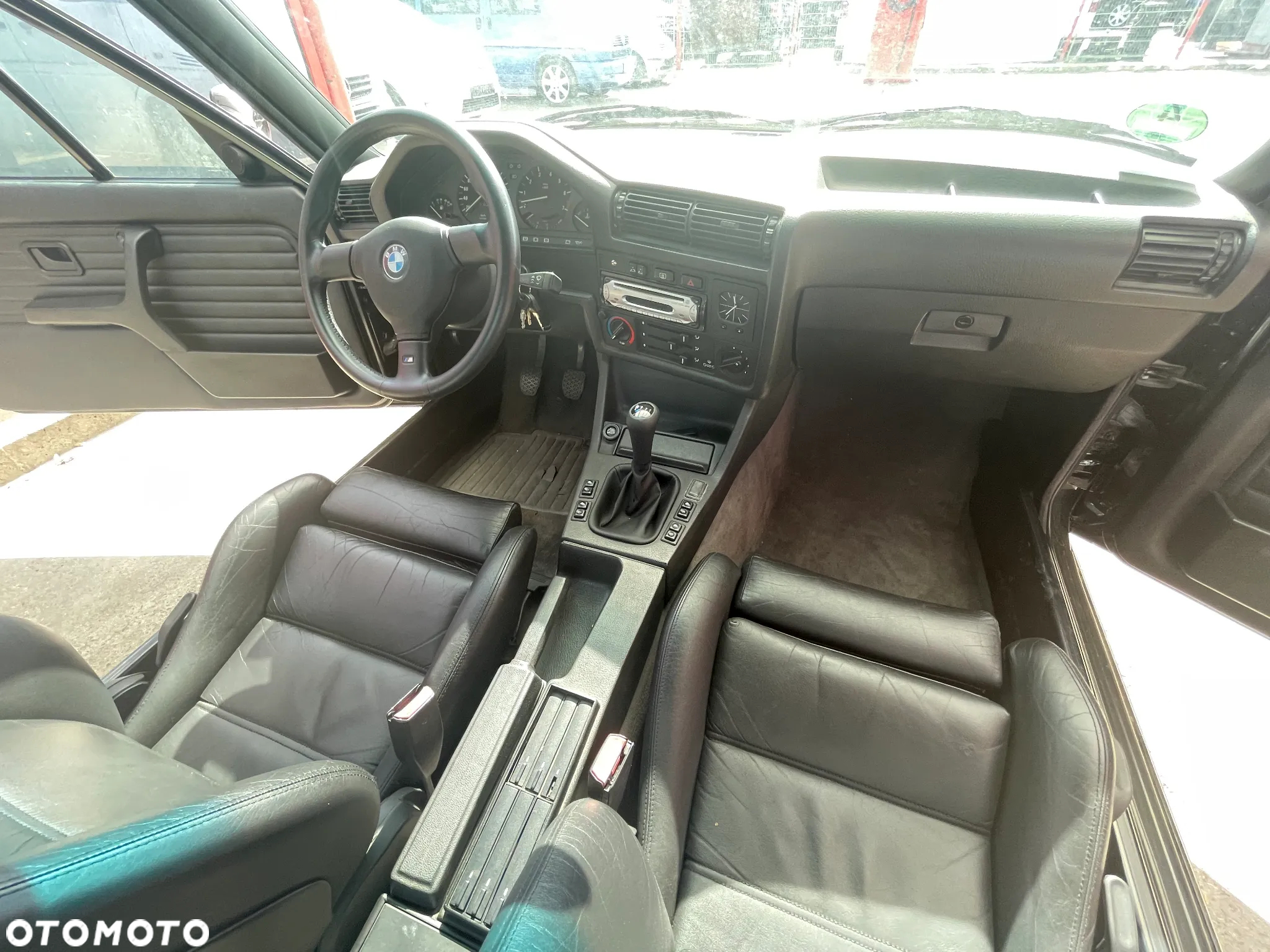 BMW Seria 3 325i - 27