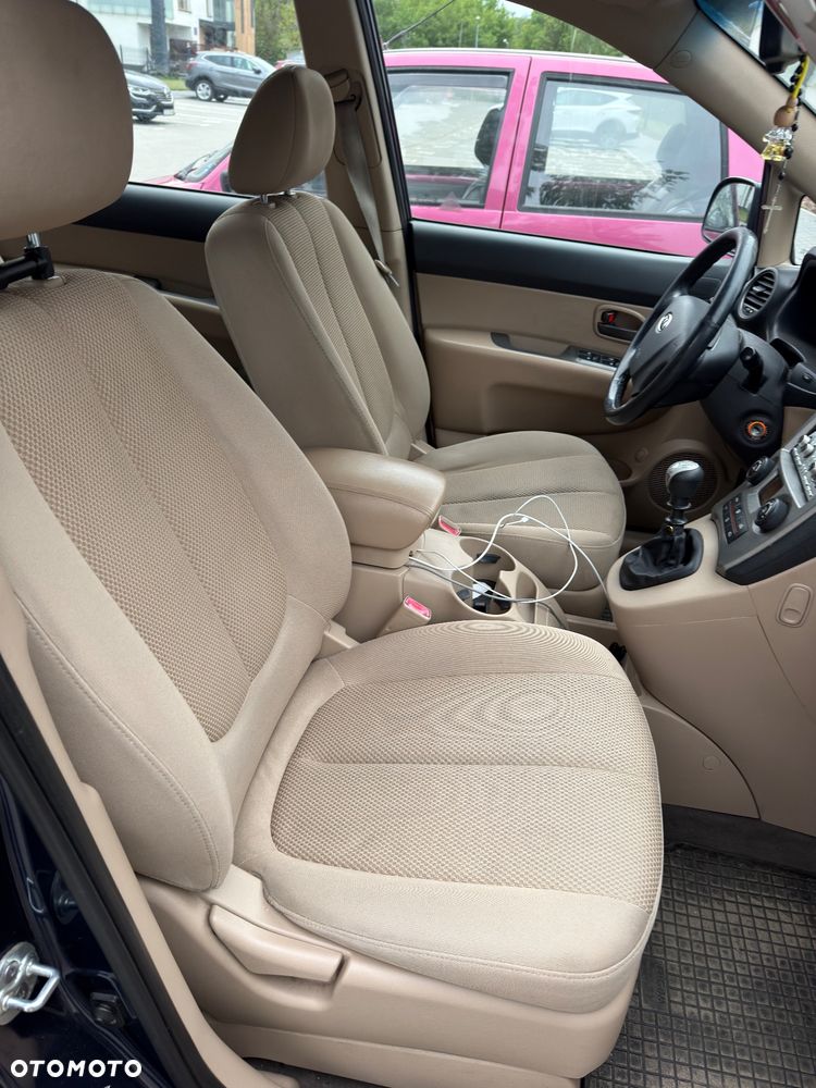 Kia Carens 2.0 CRDi Voyage 7os - 11