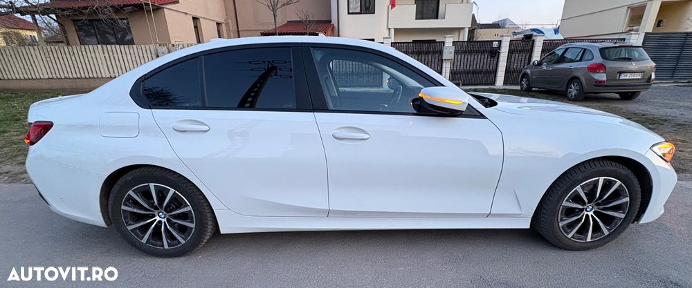 BMW Seria 3 320d Aut. Sport Line - 9