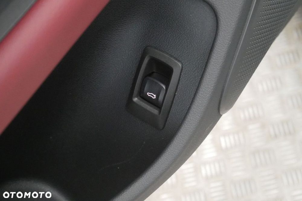 BMW i4 - 18