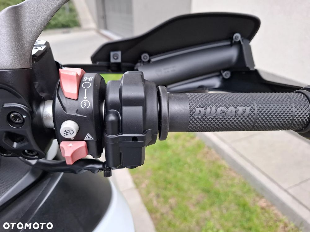 Ducati Multistrada - 22