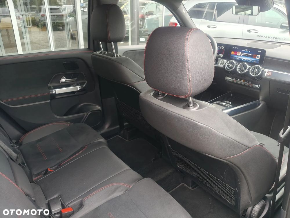 Mercedes-Benz GLB 220 d 4-Matic AMG Line 8G-DCT - 18