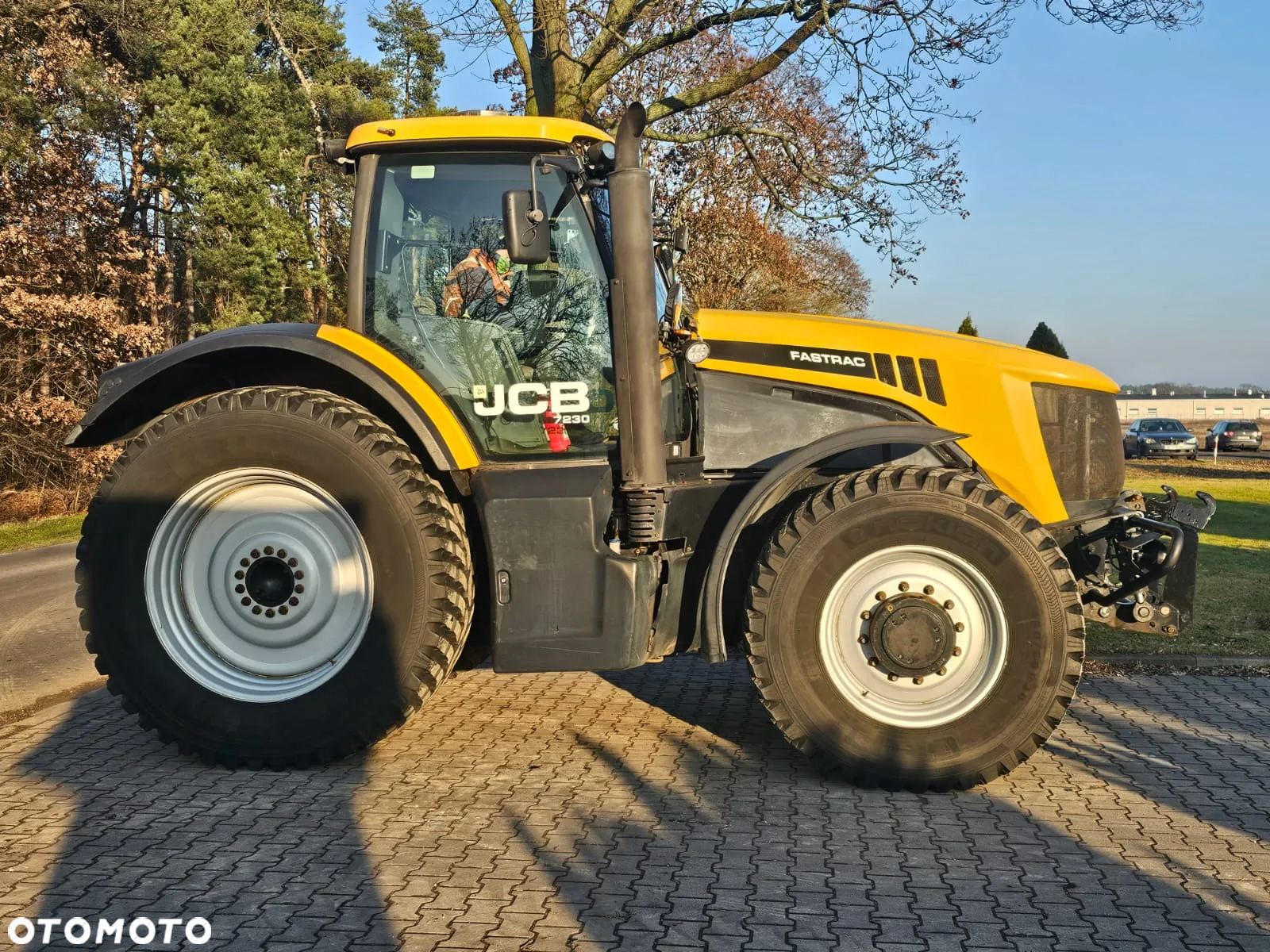 JCB Fastrac 7230 - 12