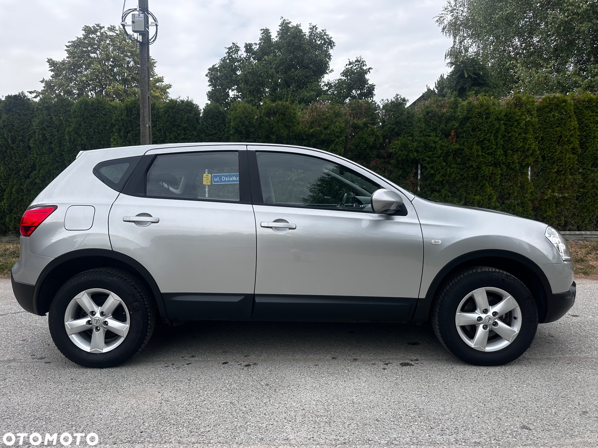 Nissan Qashqai 1.6 visia - 12