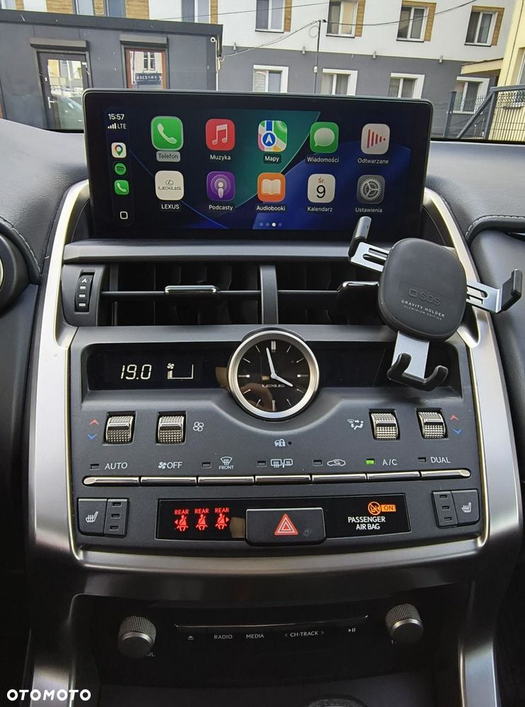 Lexus NX 300 Business Edition AWD - 21