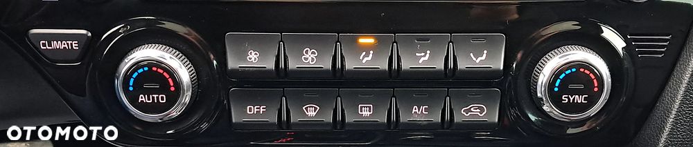 Kia Sportage 2,0 CRDI AWD GT Line - 19