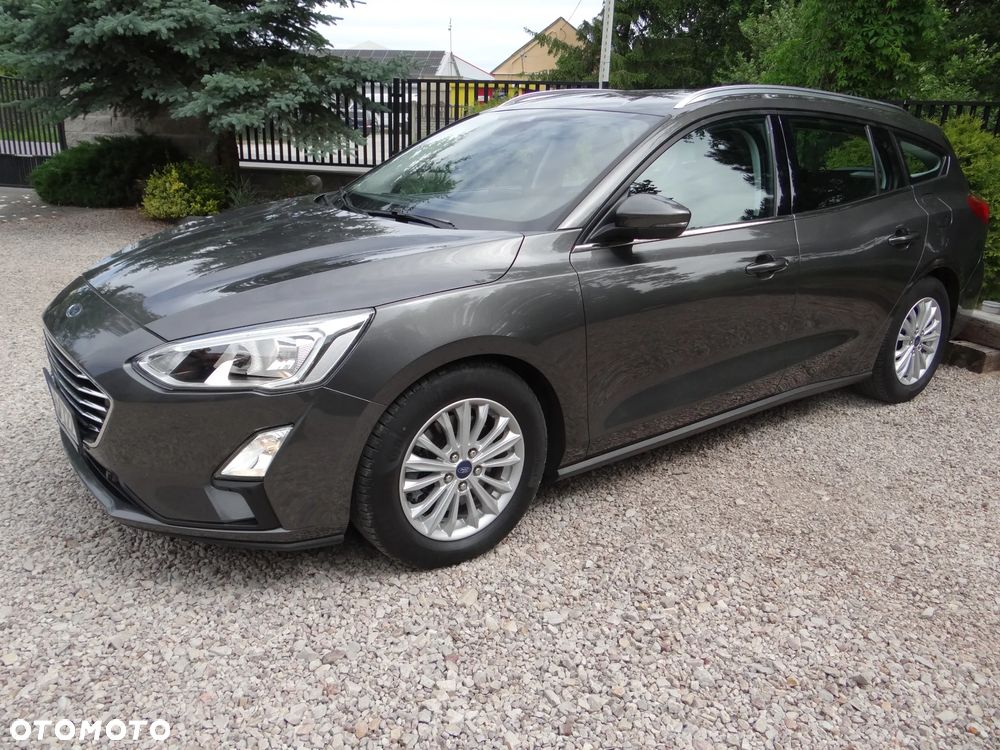 Ford Focus 1.5 EcoBlue Start-Stopp-System TITANIUM - 4
