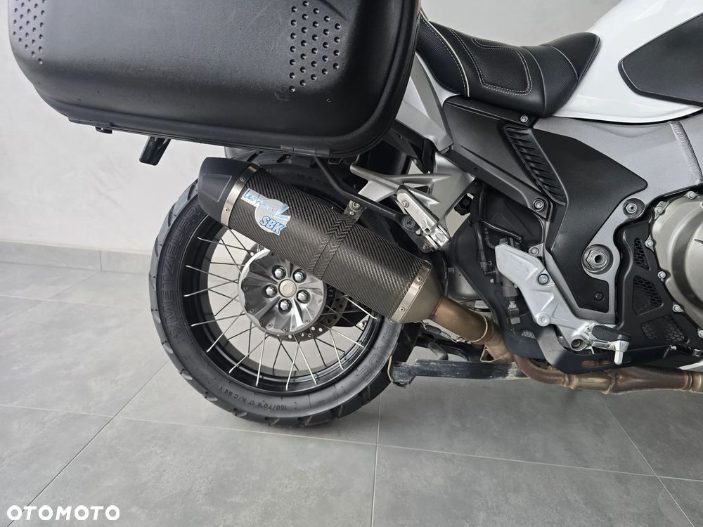 Honda VFR - 36