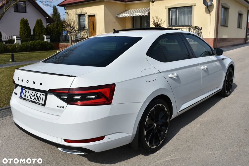 Skoda Superb 2.0 TDI SCR 4x4 Sportline DSG - 6