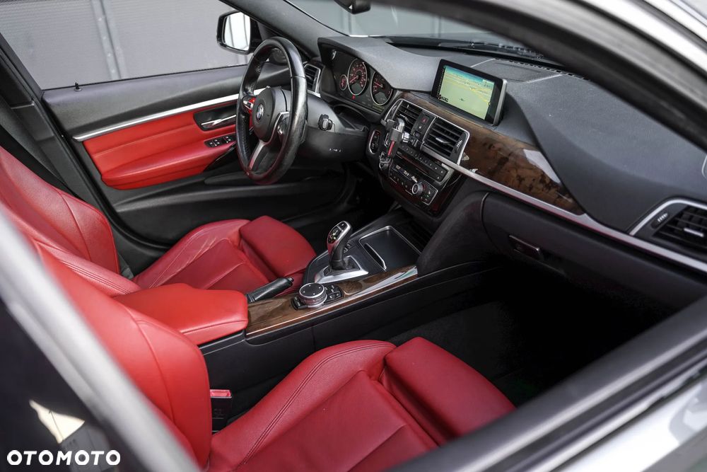 BMW Seria 3 340i xDrive M Sport - 25