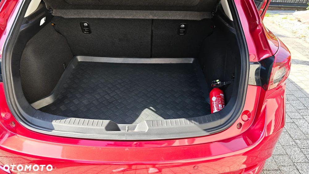Mazda 3 2.0 Skyenergy EU6 - 9
