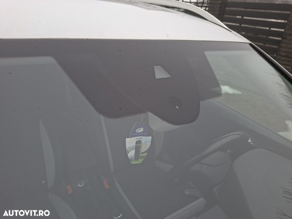 Skoda Kamiq 1.6 TDI Monte Carlo - 13