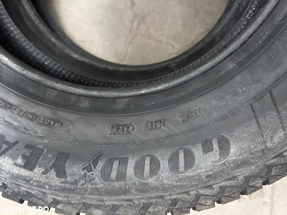 Vând 2 anvelope 175/80/14 goodyear allseason noi - 4