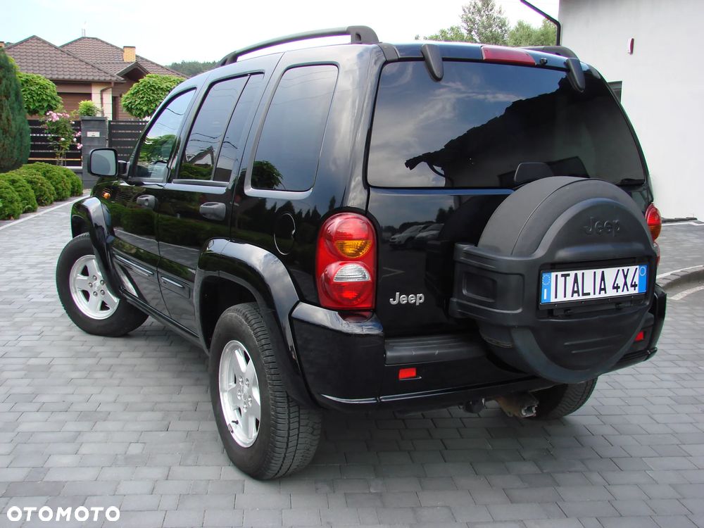 Jeep Cherokee 2.8 CRD Exclusive - 12