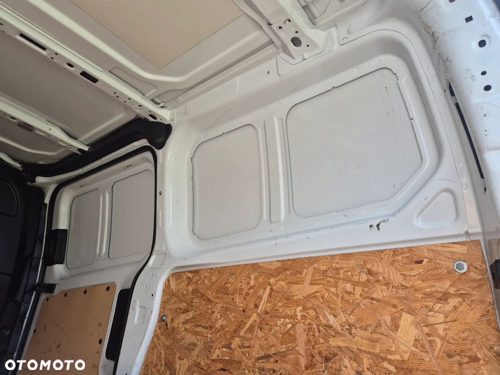Ford Transit Custom - 18