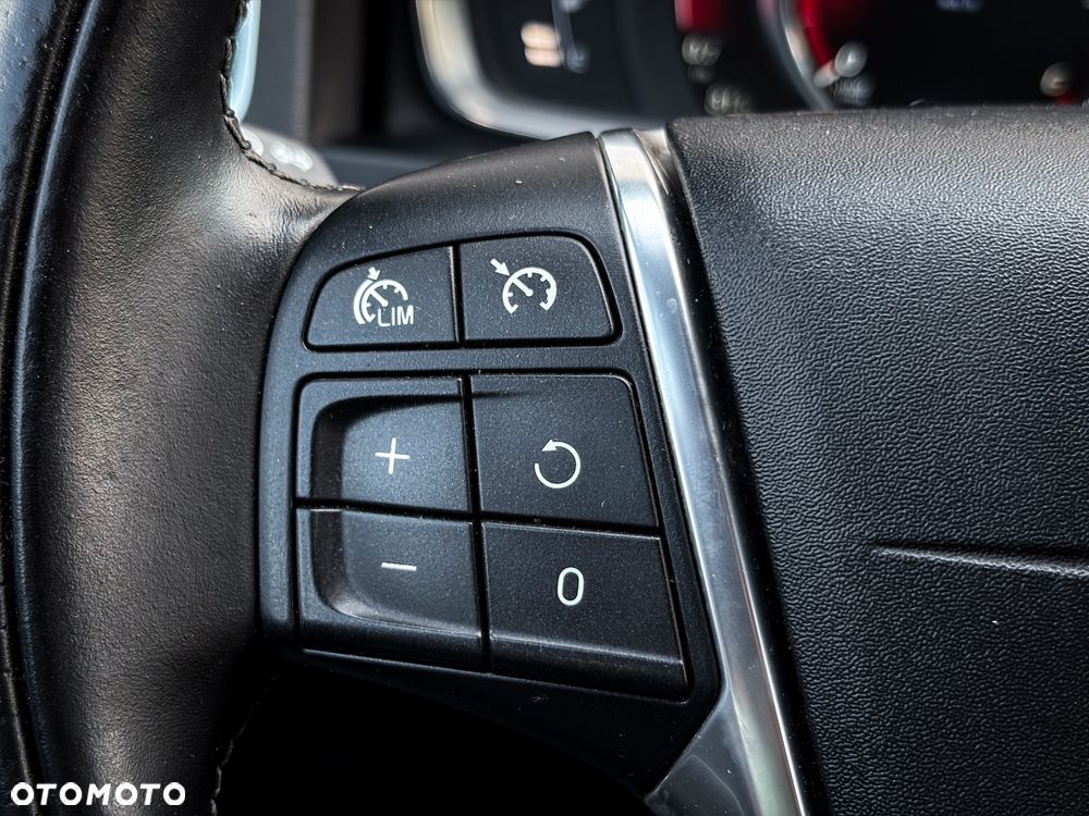 Volvo S60 D4 Geartronic Momentum - 28