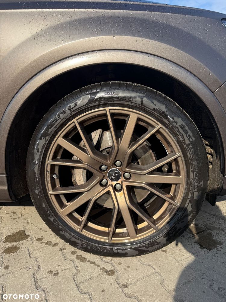 Audi Q7 - 15