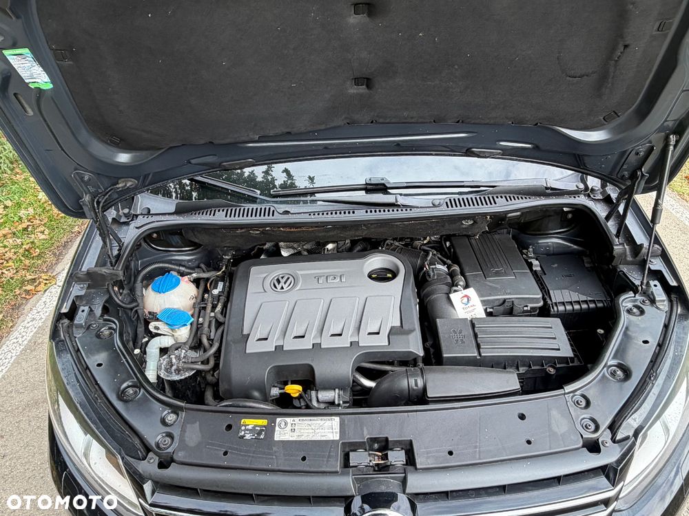 Volkswagen Touran - 38