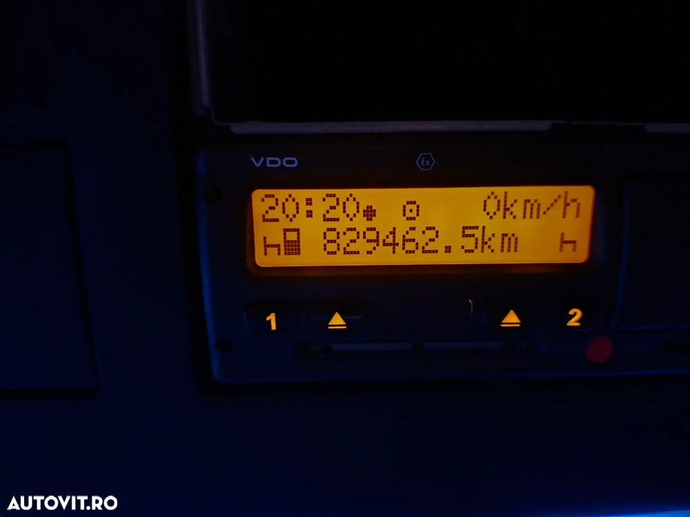 Mercedes-Benz Actros - 8