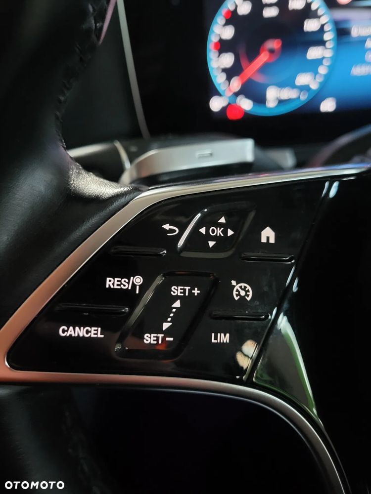 Mercedes-Benz Klasa E 220 d Business Edition 9G-TRONIC - 24
