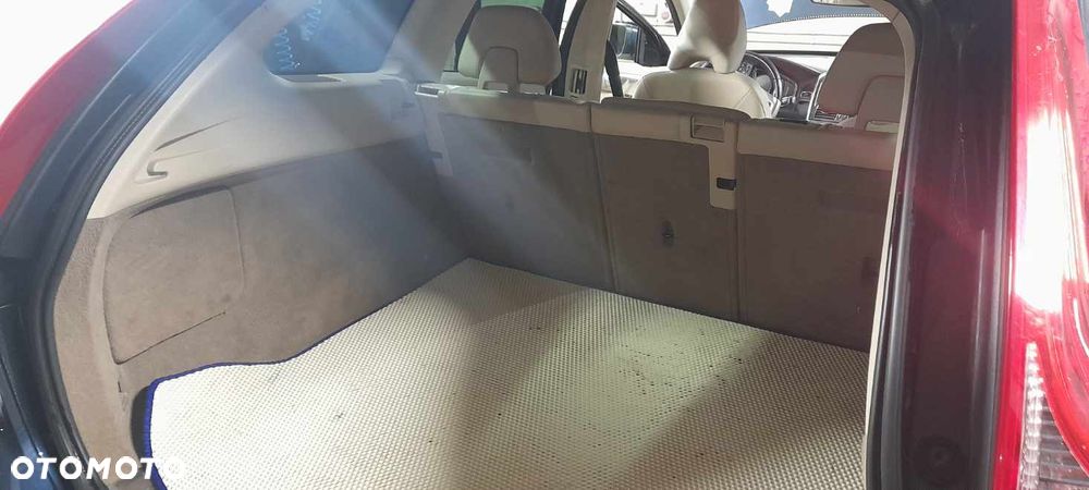 Volvo XC 60 T5 Geartronic Momentum - 25