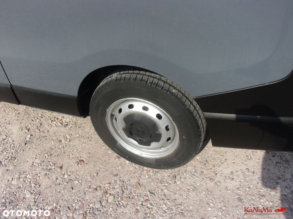 Renault Trafic - 23