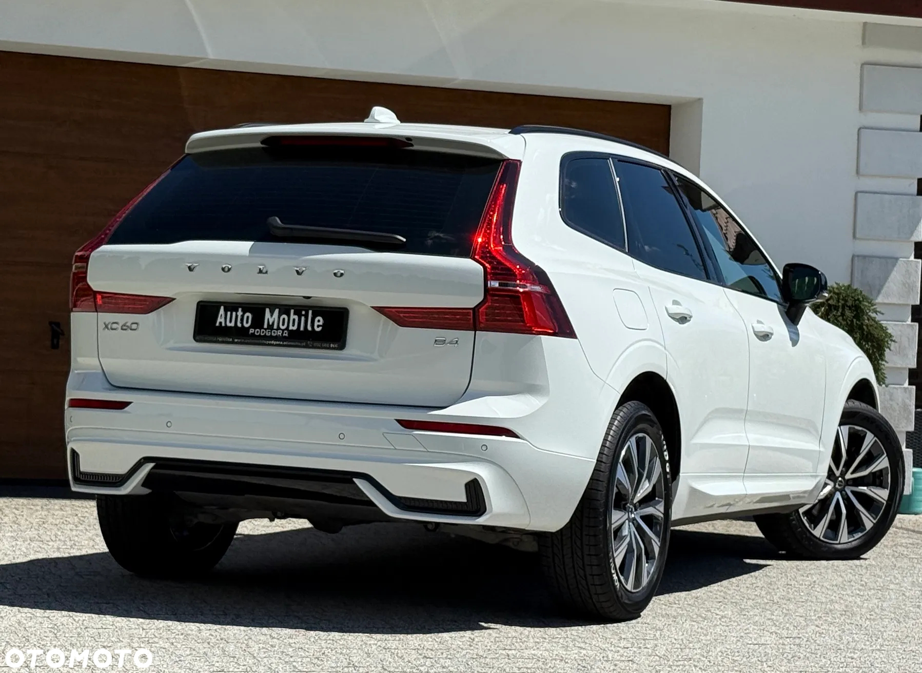 Volvo XC 60 B4 D Geartronic RDesign - 5