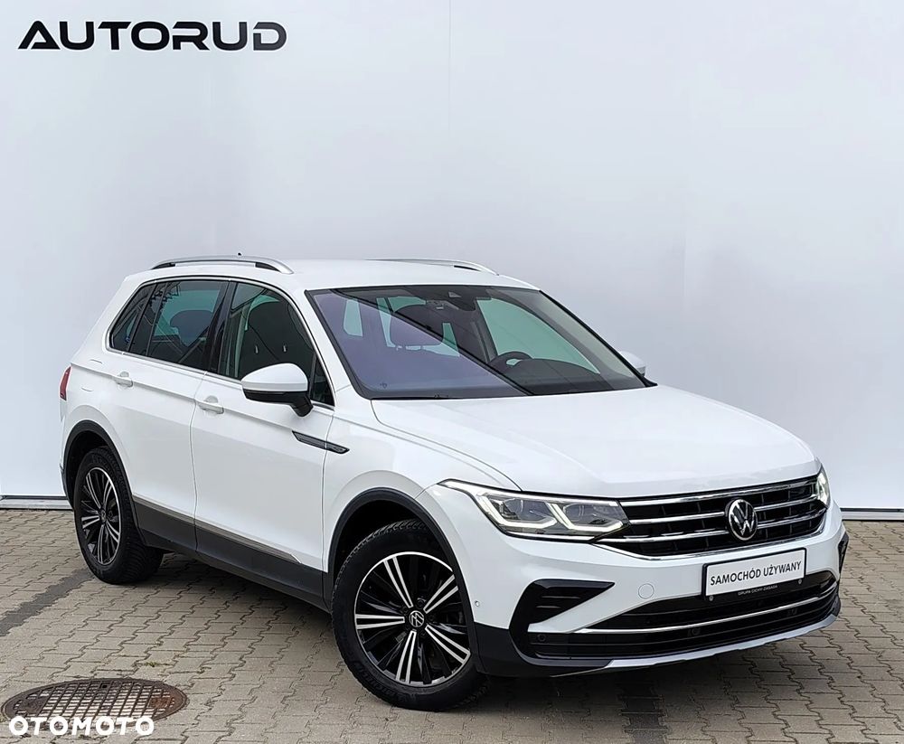 Volkswagen Tiguan 2.0 TDI Elegance DSG - 40
