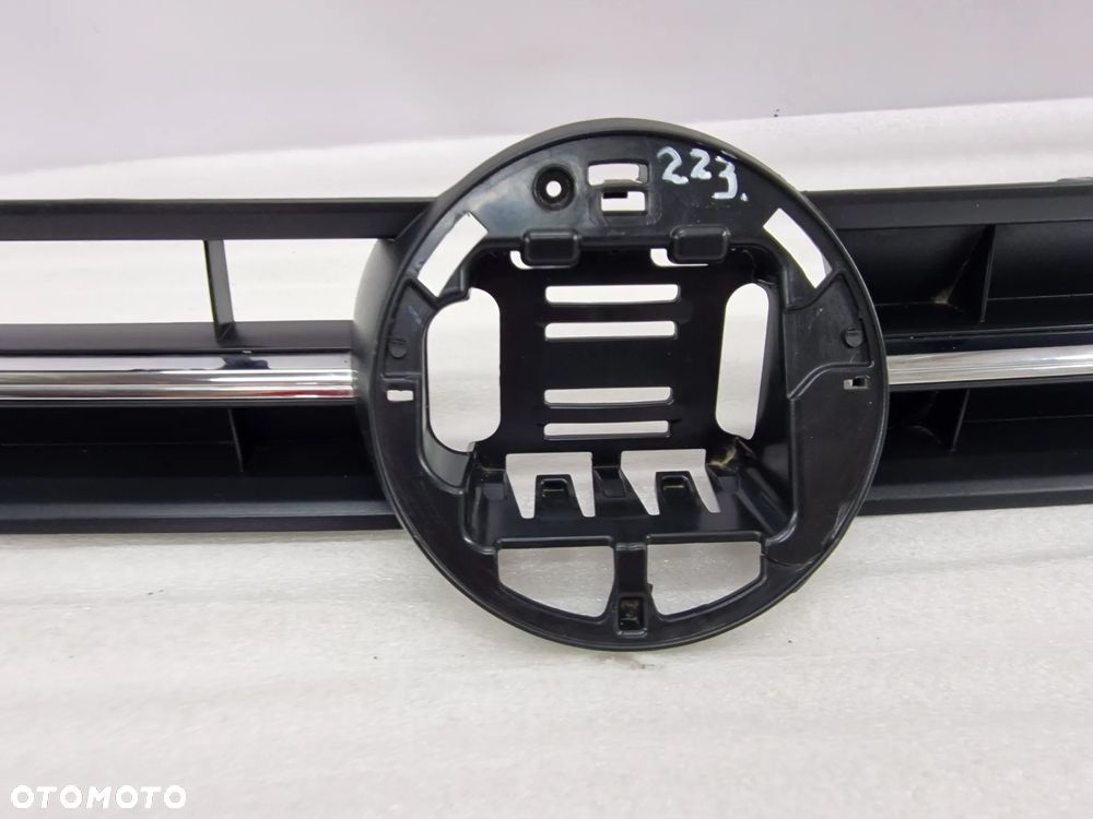 VW POLO 2G 2G0 17- ATRAPA / GRILL PRZEDNI PRZÓD , NR 2G0853651L / 2G0853653L , NR AUKCJI GR223 - 5